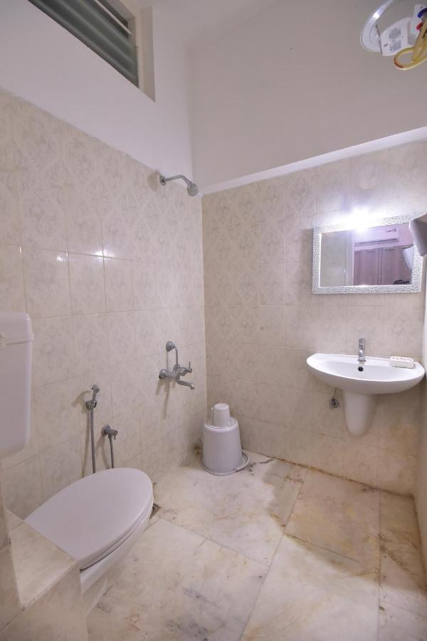 Bharathi Residhome Puduccseri Kültér fotó